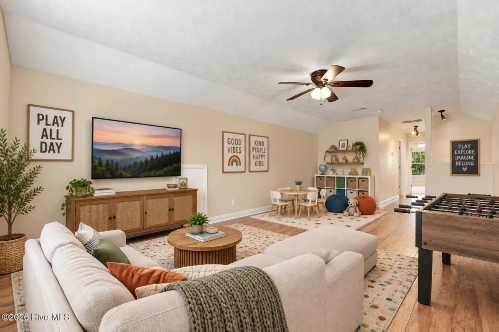 184 Hampshire Court Raeford, NC 28376