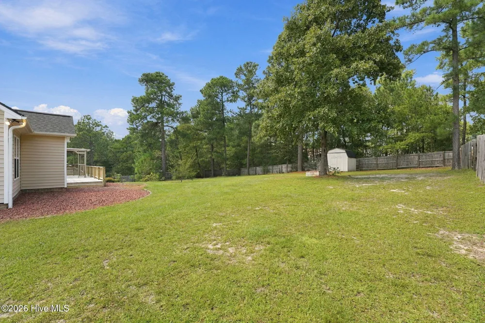184 Hampshire Court Raeford, NC 28376