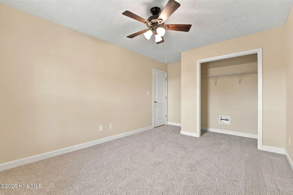 184 Hampshire Court Raeford, NC 28376