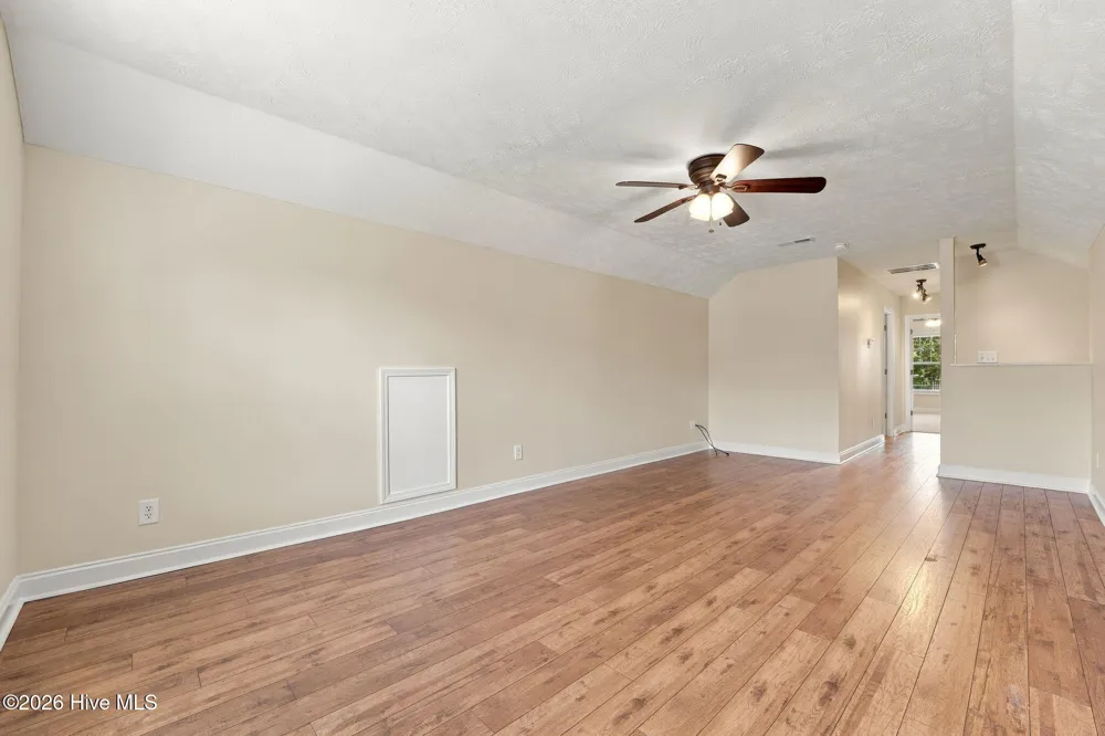 184 Hampshire Court Raeford, NC 28376