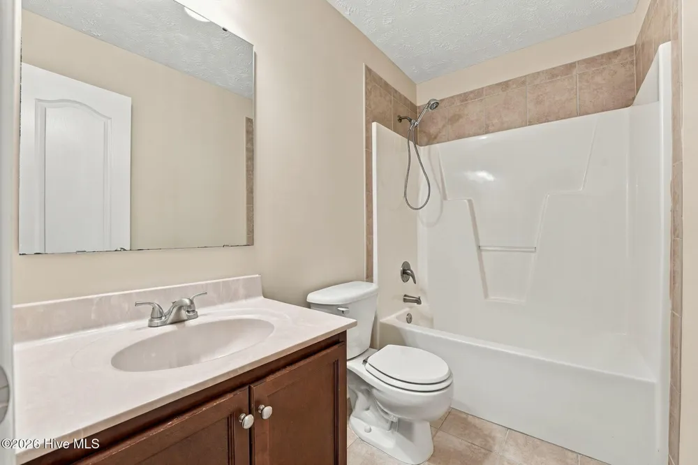 184 Hampshire Court Raeford, NC 28376