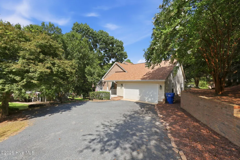 108 Clay Circle Seven Lakes, NC 27376