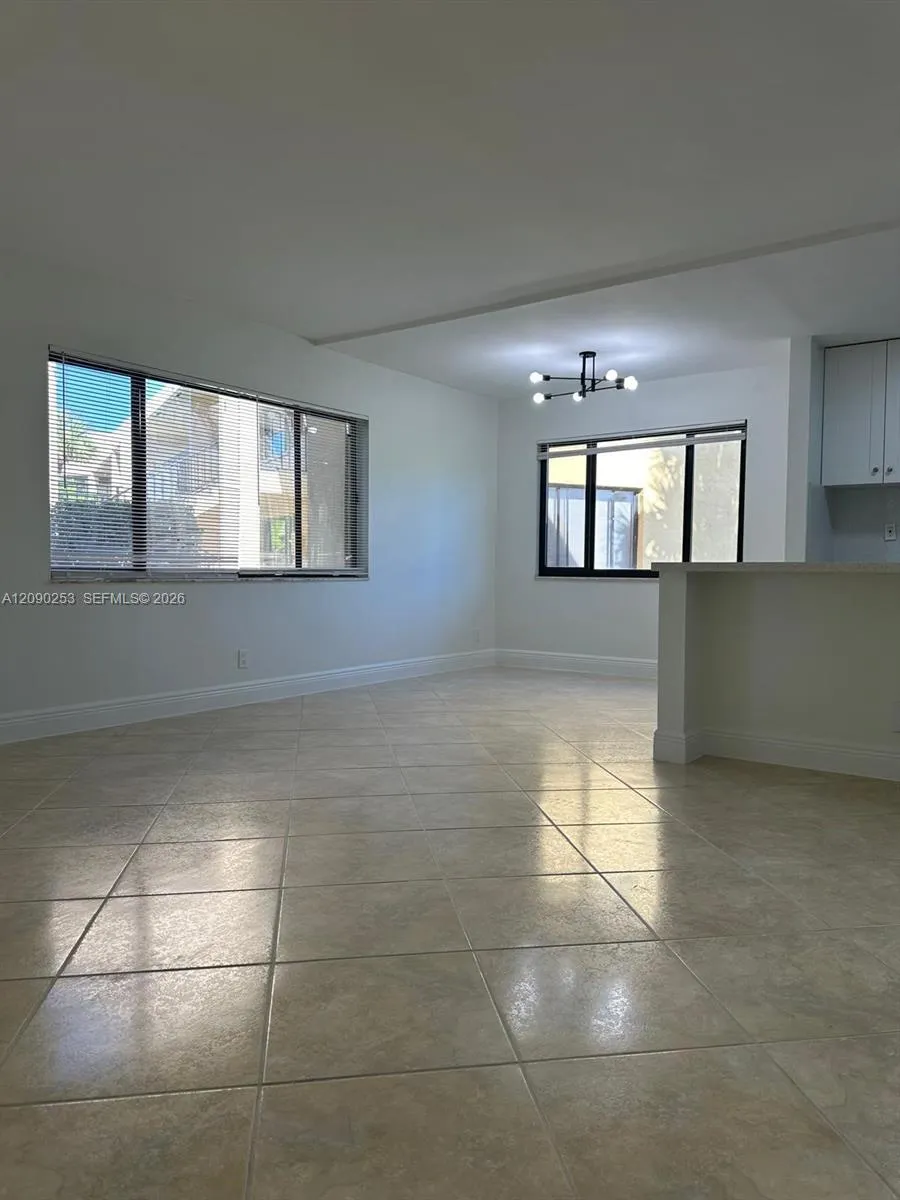 801 Meadows Circle #801 Boynton Beach, FL 33436