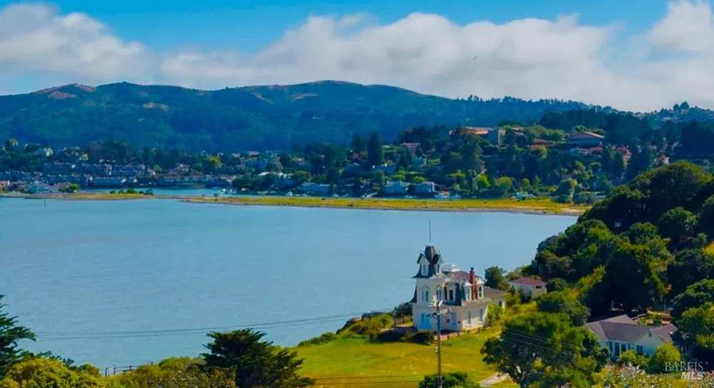 14 Janet Way ##149 Tiburon, CA 94920