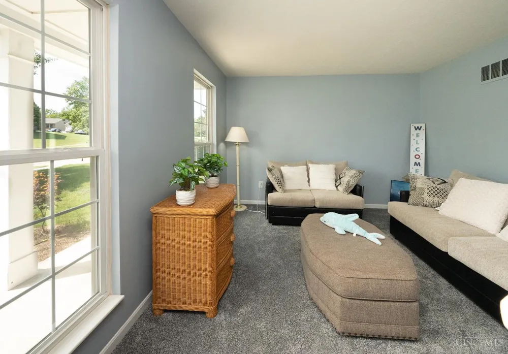 12085 Brookway Drive Springfield, OH 45240