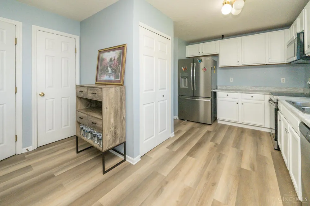 12085 Brookway Drive Springfield, OH 45240