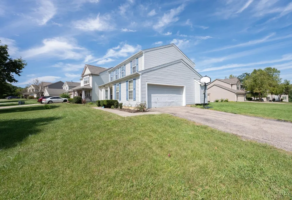 12085 Brookway Drive Springfield, OH 45240