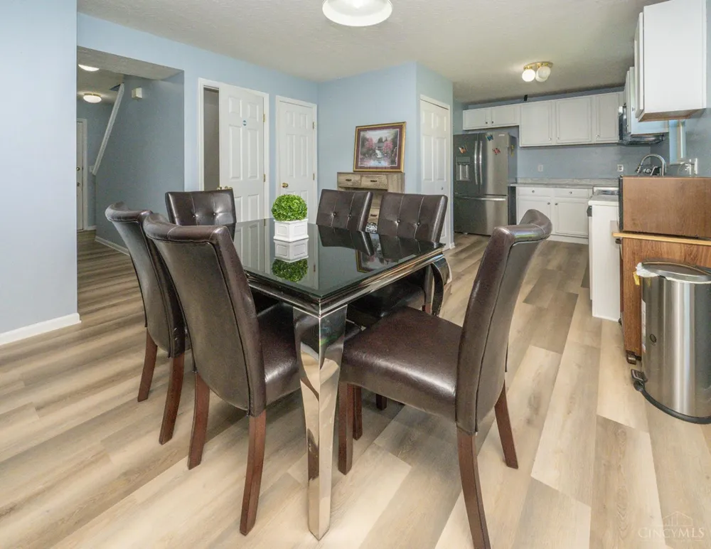 12085 Brookway Drive Springfield, OH 45240