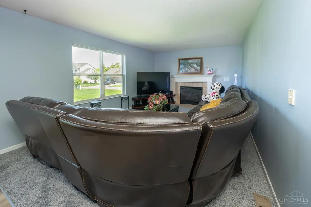 12085 Brookway Drive Springfield, OH 45240