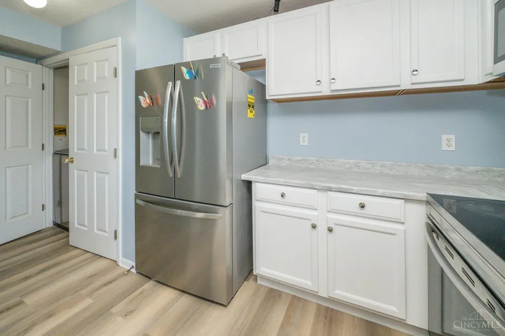 12085 Brookway Drive Springfield, OH 45240