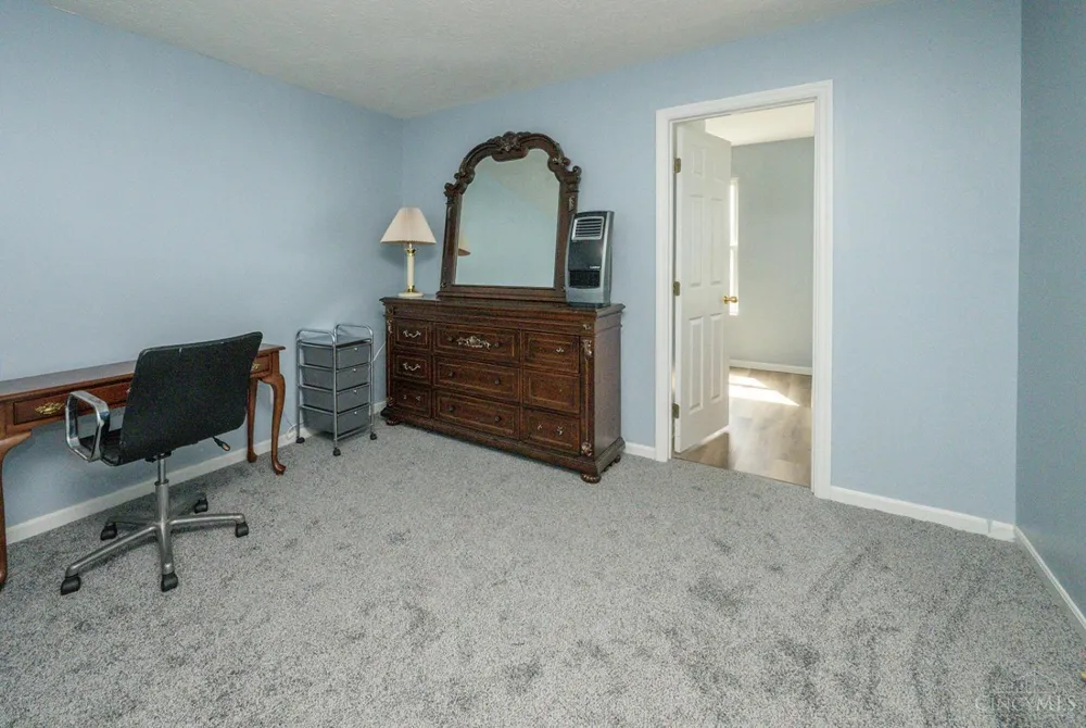 12085 Brookway Drive Springfield, OH 45240