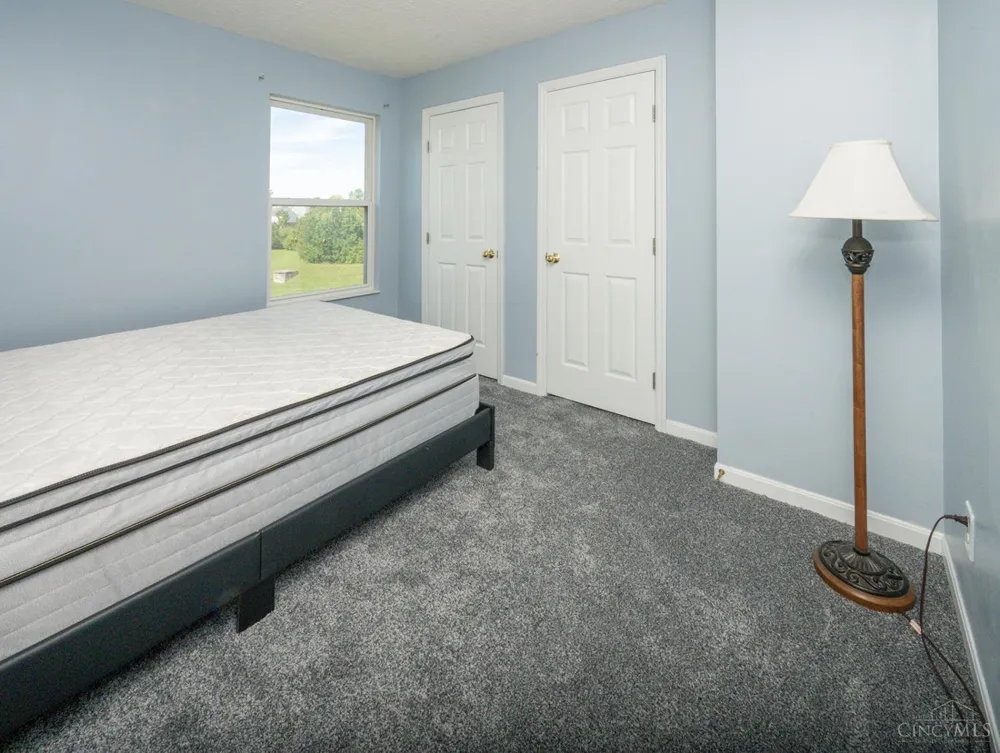 12085 Brookway Drive Springfield, OH 45240