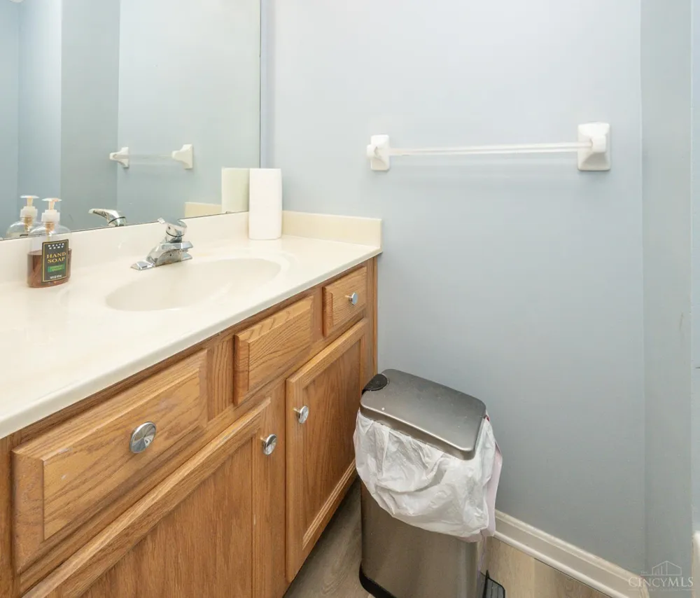 12085 Brookway Drive Springfield, OH 45240