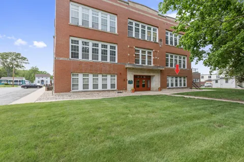 311 S Court Street #104