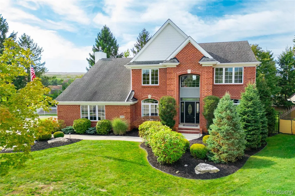 15710 Meadows Drive Riverview City, MI 48193