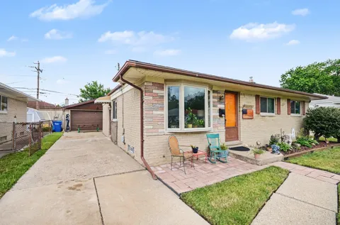 11822 Highland Drive