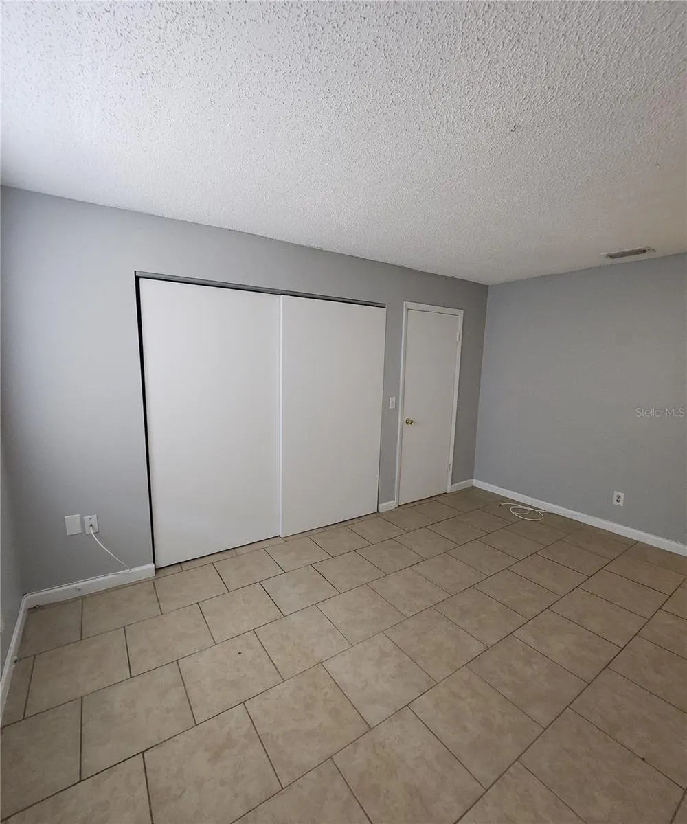 237 THORN TREE PLACE Brandon, FL 33510
