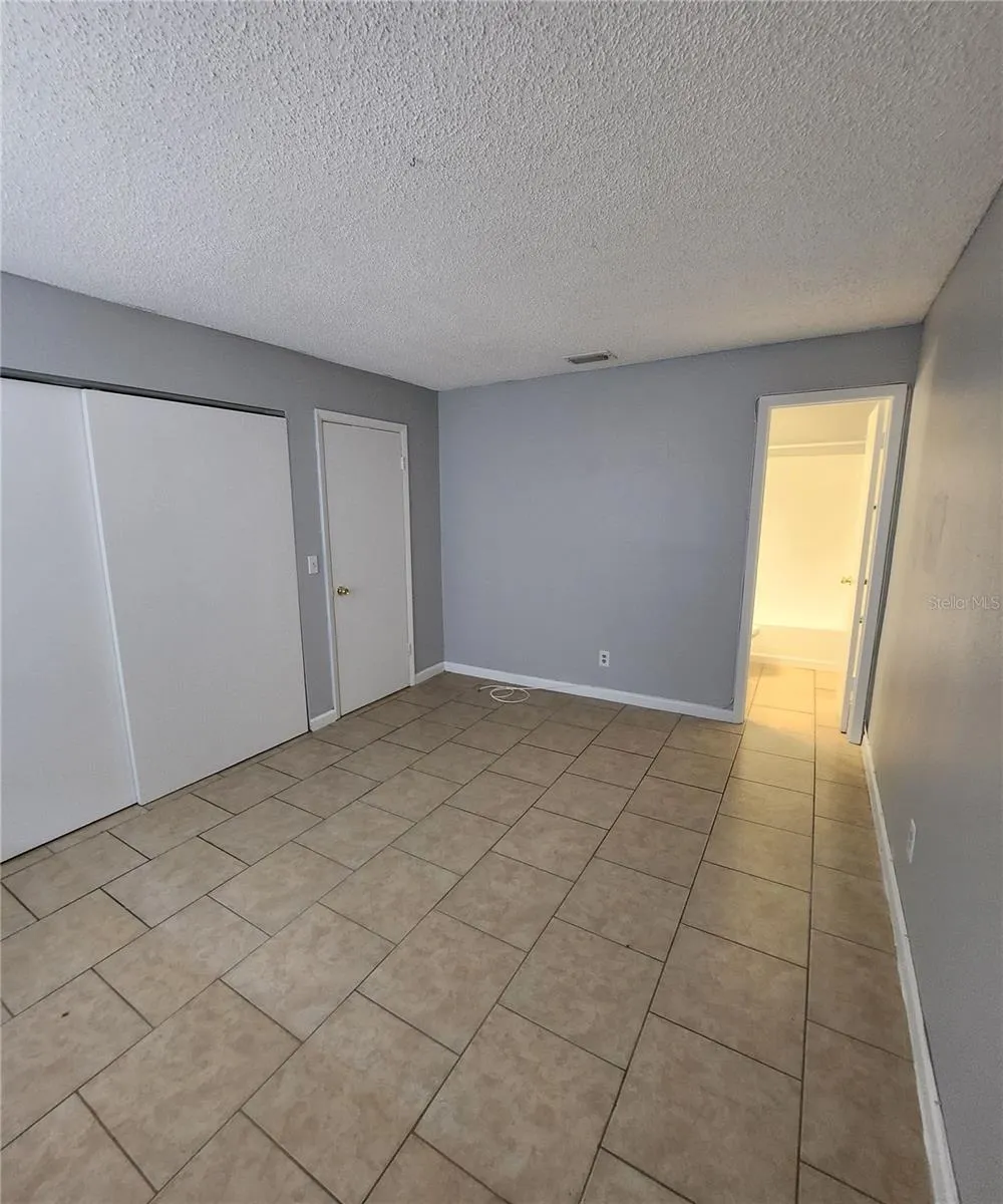 237 THORN TREE PLACE Brandon, FL 33510