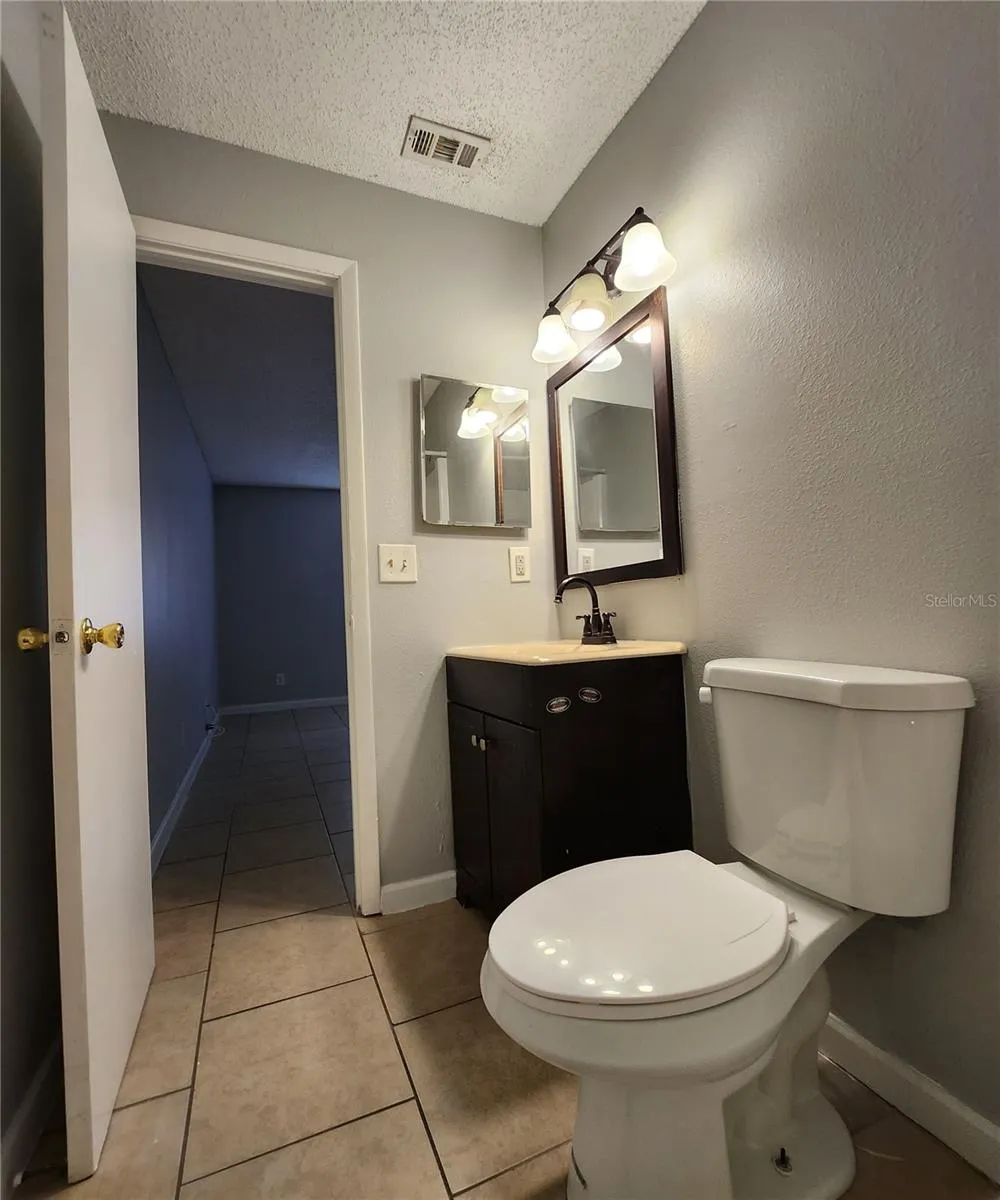 237 THORN TREE PLACE Brandon, FL 33510