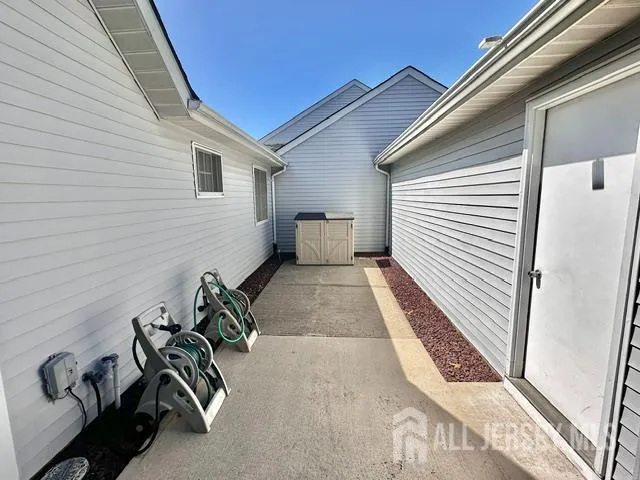 589 Madison Drive #B Monroe, NJ 08831
