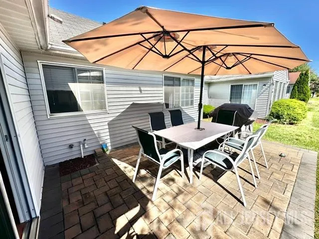 589 Madison Drive #B Monroe, NJ 08831