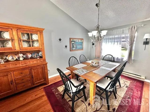 589 Madison Drive #B Monroe, NJ 08831