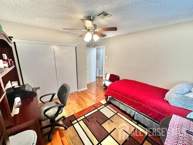589 Madison Drive #B Monroe, NJ 08831