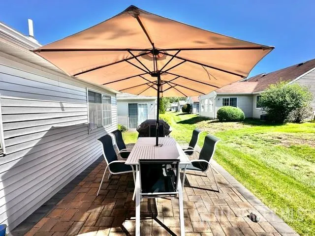 589 Madison Drive #B Monroe, NJ 08831