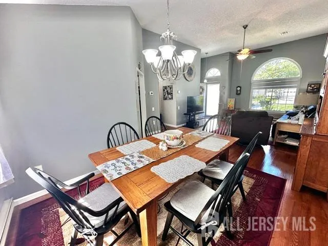 589 Madison Drive #B Monroe, NJ 08831