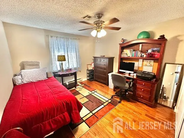 589 Madison Drive #B Monroe, NJ 08831