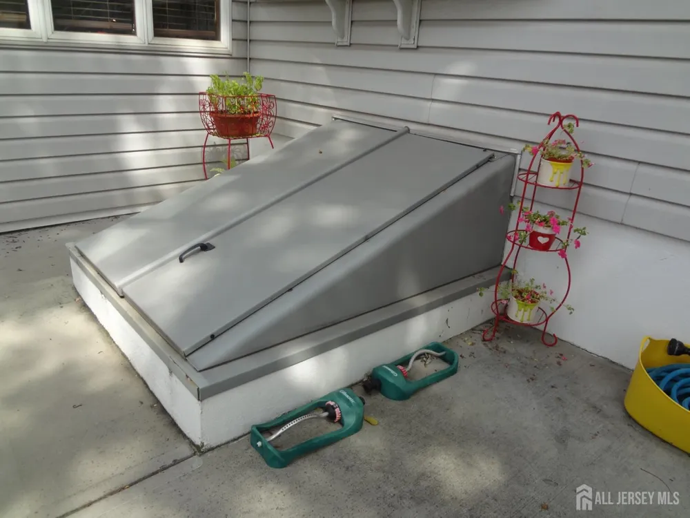 4 Wilbur Terrace Sayreville, NJ 08872