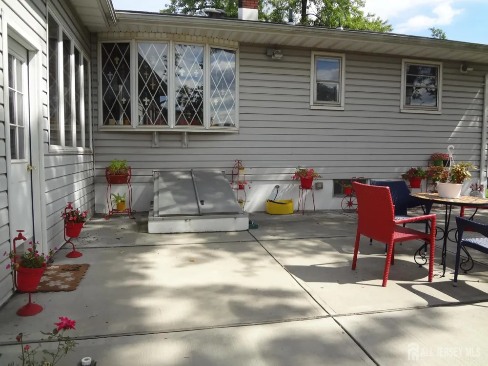 4 Wilbur Terrace Sayreville, NJ 08872