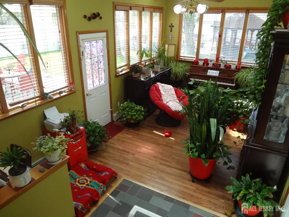 4 Wilbur Terrace Sayreville, NJ 08872