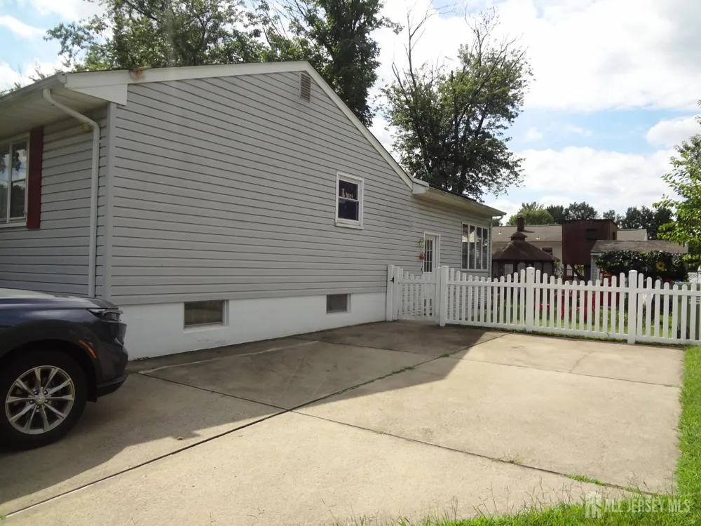 4 Wilbur Terrace Sayreville, NJ 08872