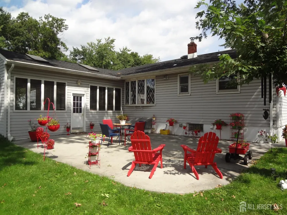 4 Wilbur Terrace Sayreville, NJ 08872