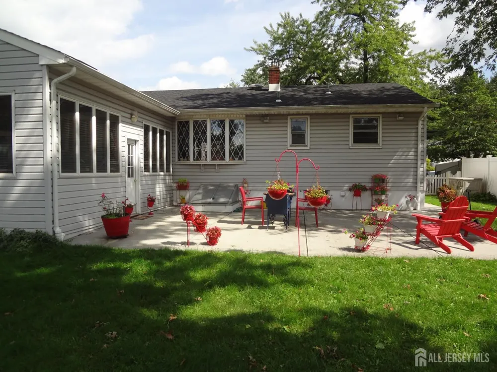 4 Wilbur Terrace Sayreville, NJ 08872