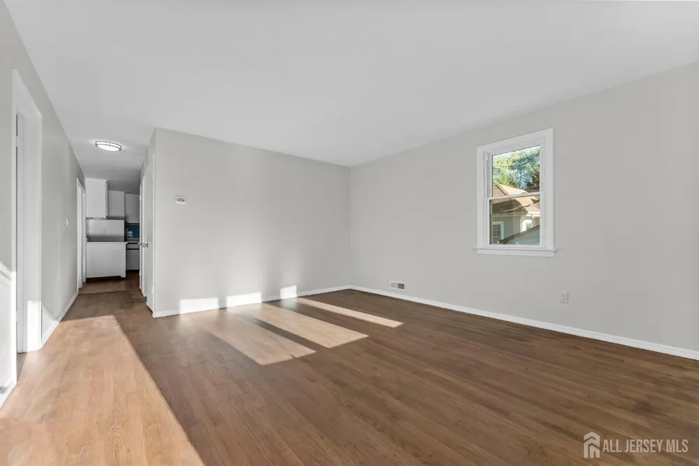 14 Harrison Street Sayreville, NJ 08872
