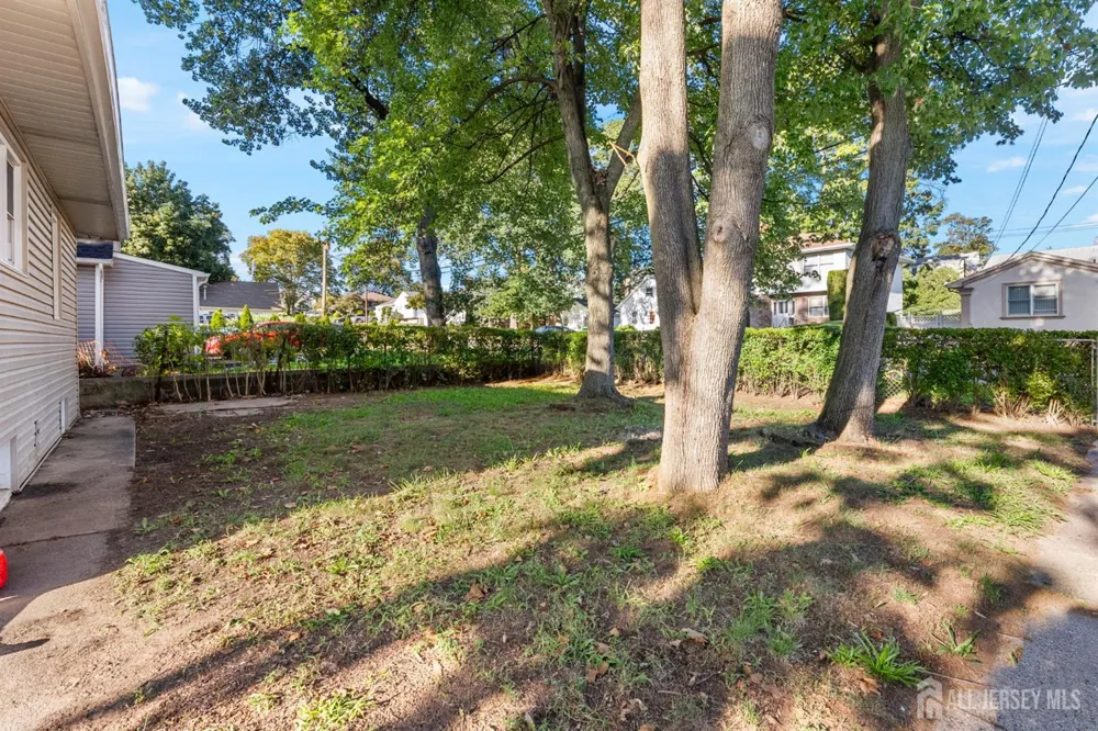 14 Harrison Street Sayreville, NJ 08872