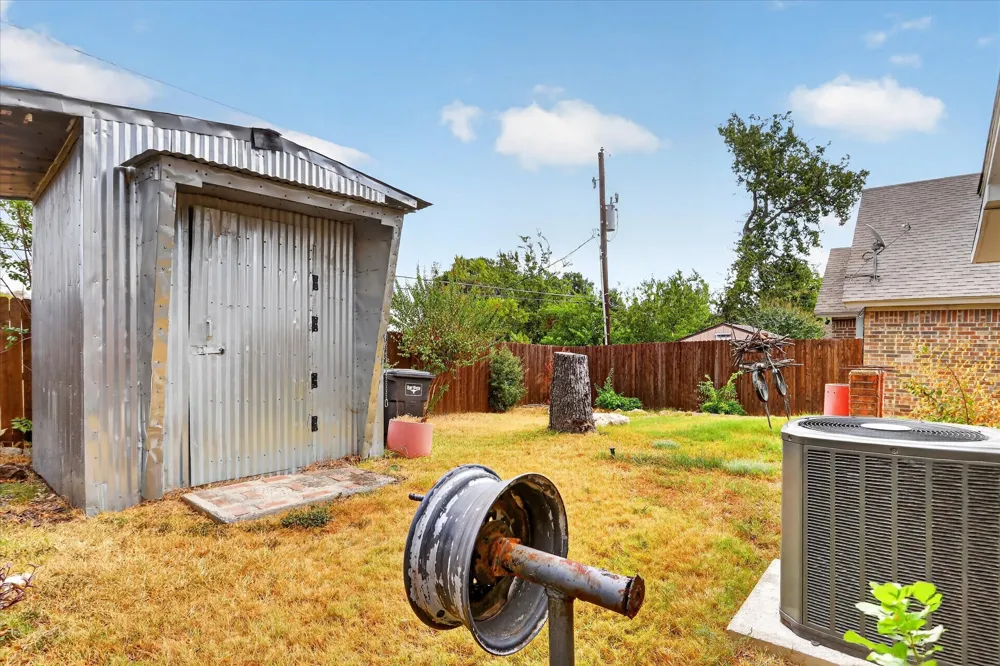 10634 Tall Oak Drive Fort Worth, TX 76108