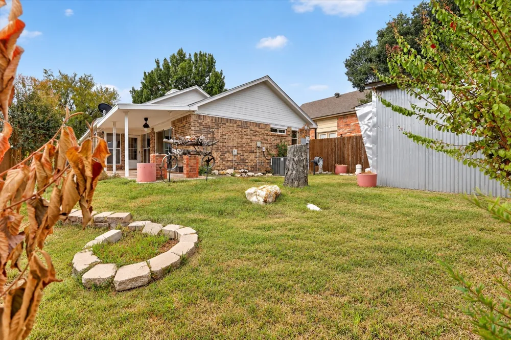 10634 Tall Oak Drive Fort Worth, TX 76108