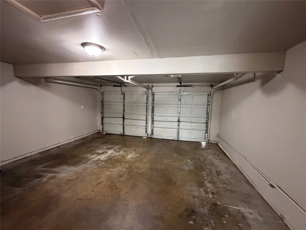 725 Willow Street Hurst, TX 76053