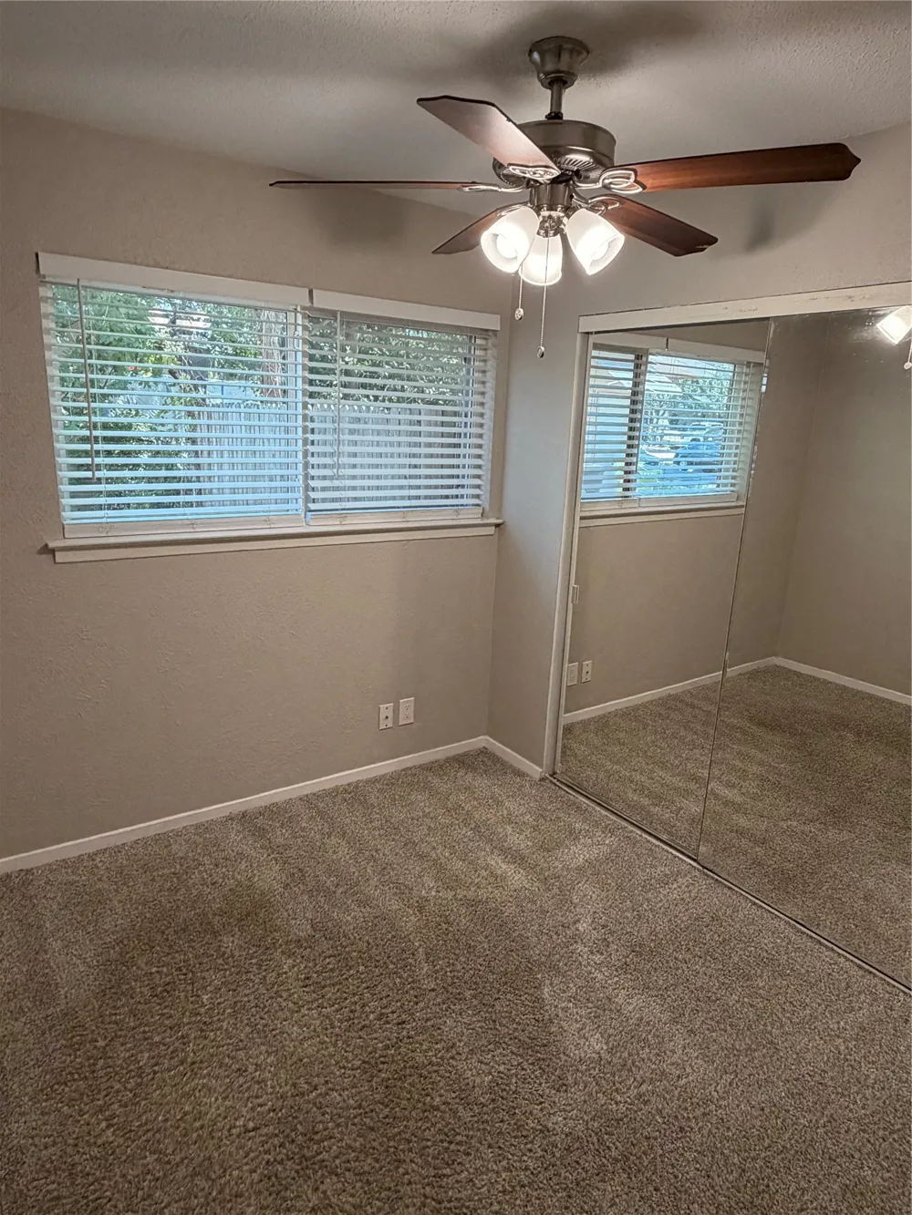 725 Willow Street Hurst, TX 76053