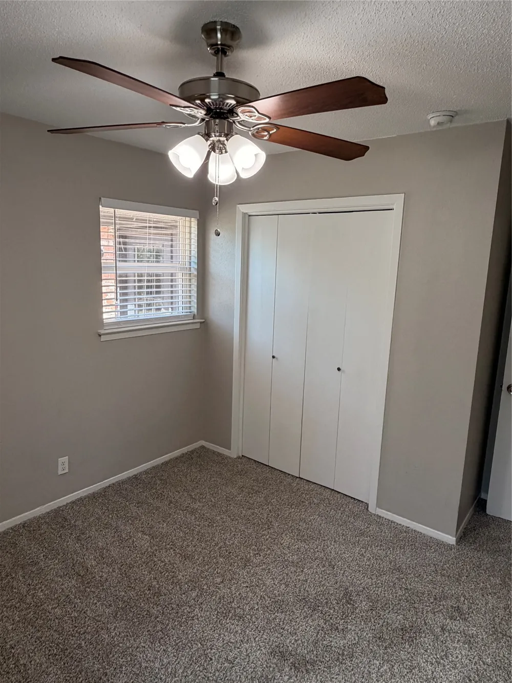 725 Willow Street Hurst, TX 76053