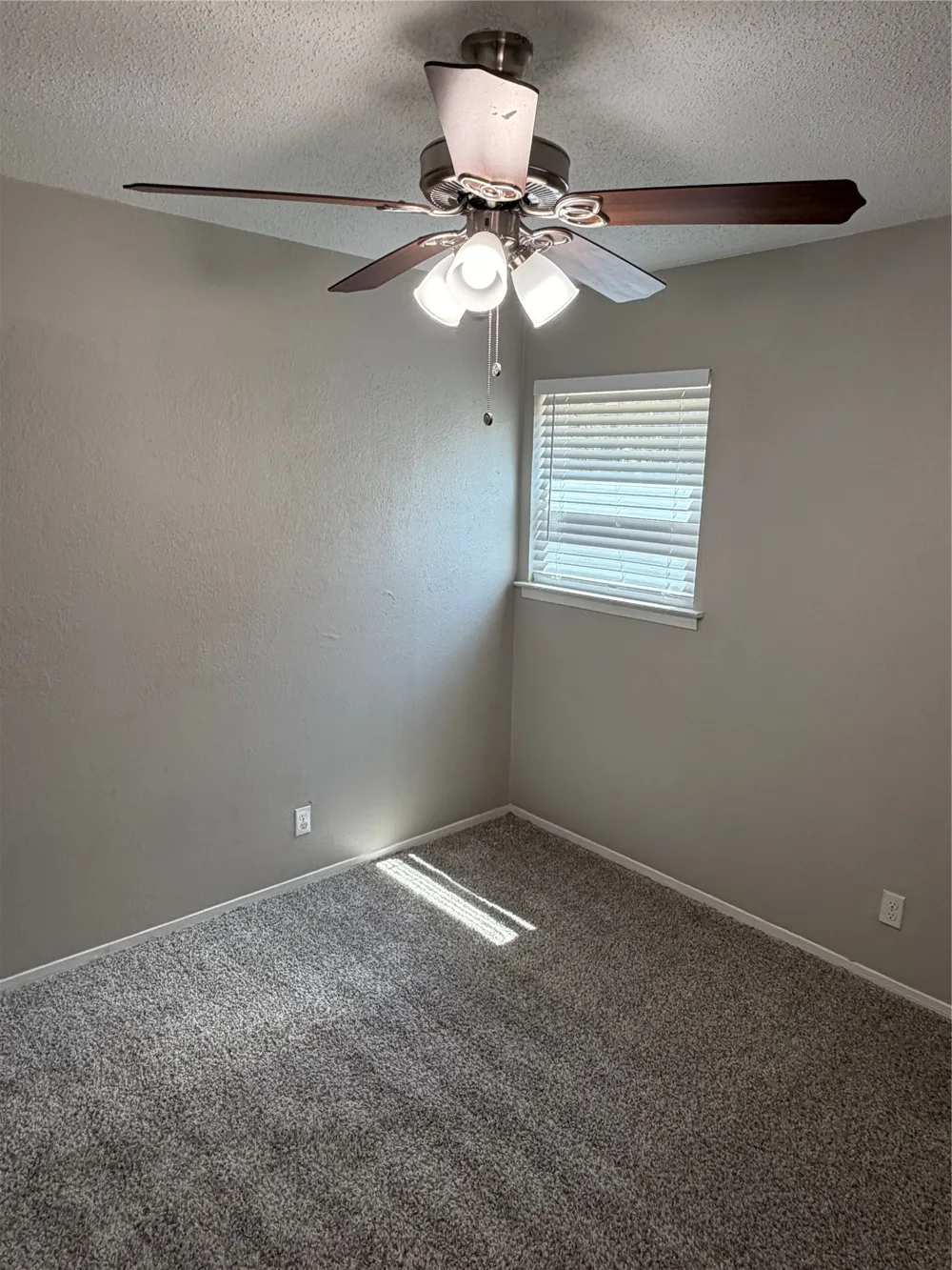 725 Willow Street Hurst, TX 76053