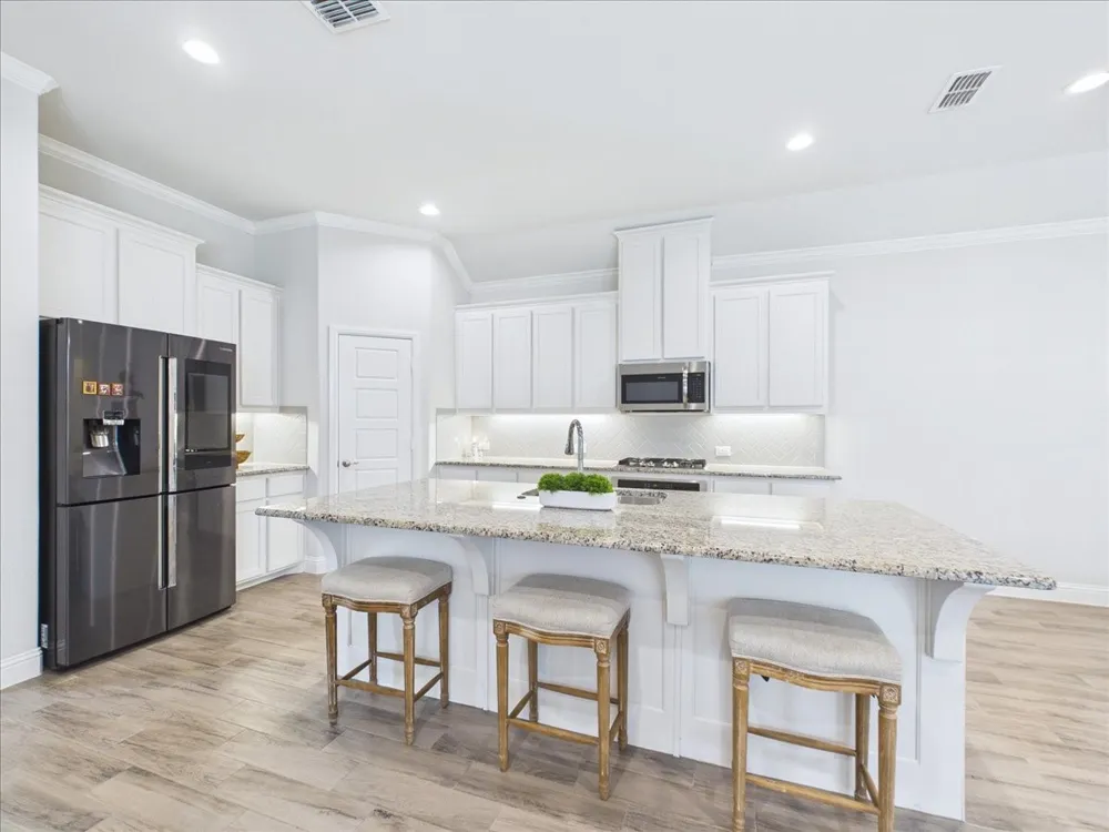 916 Boardwalk Way Argyle, TX 76226