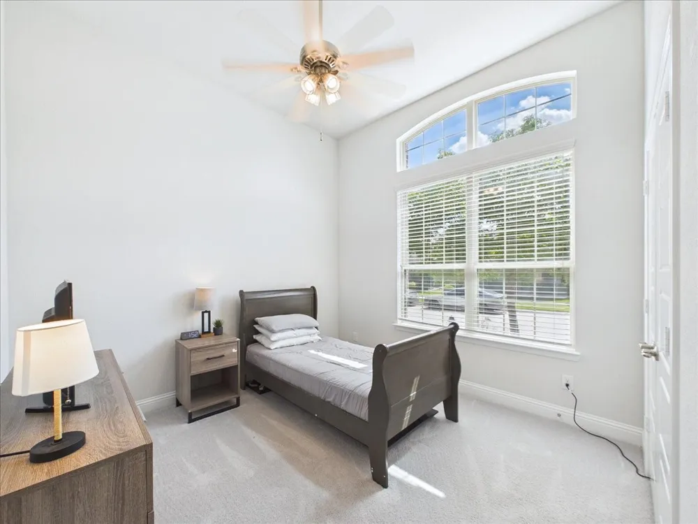 916 Boardwalk Way Argyle, TX 76226
