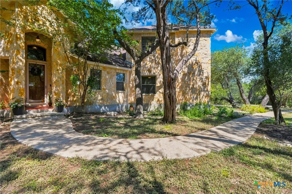 2 Trophy Lane New Braunfels, TX 78132