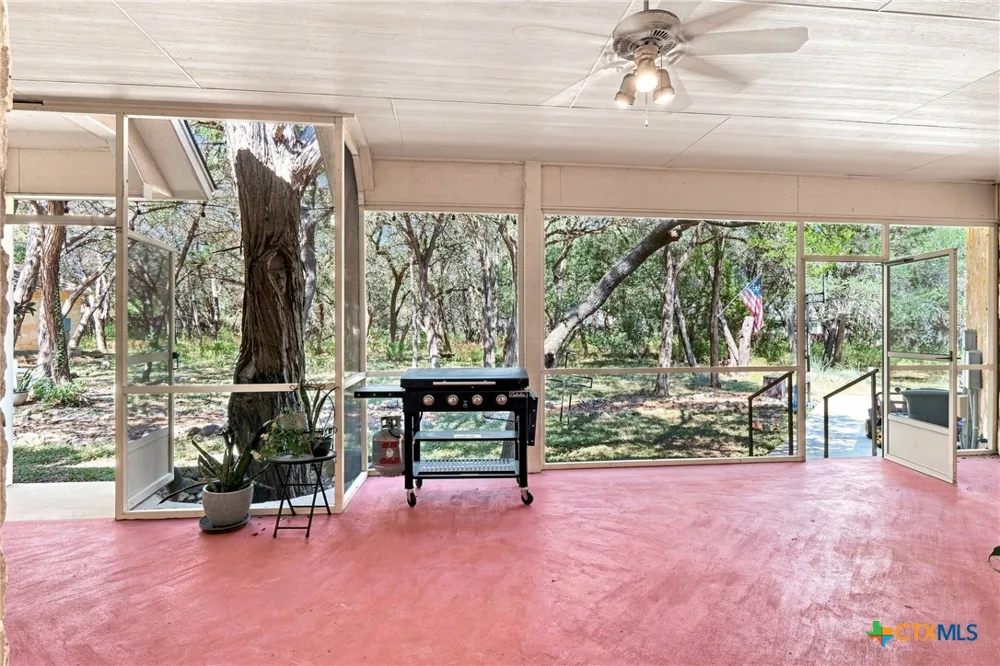 2 Trophy Lane New Braunfels, TX 78132