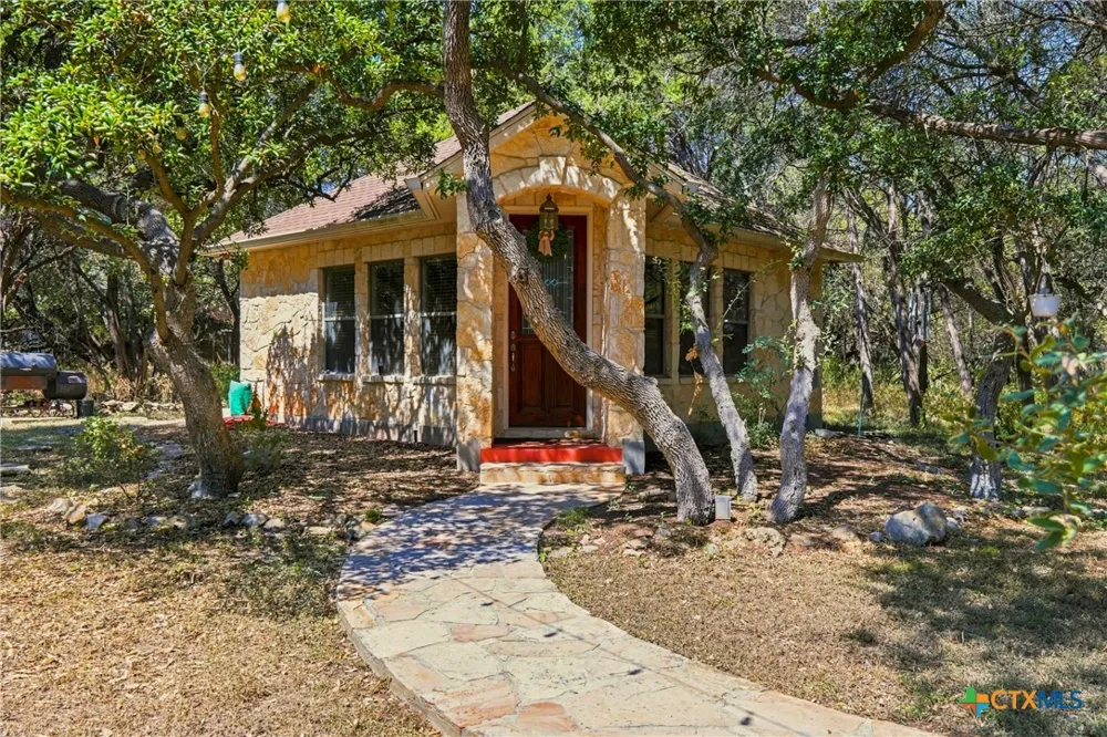 2 Trophy Lane New Braunfels, TX 78132