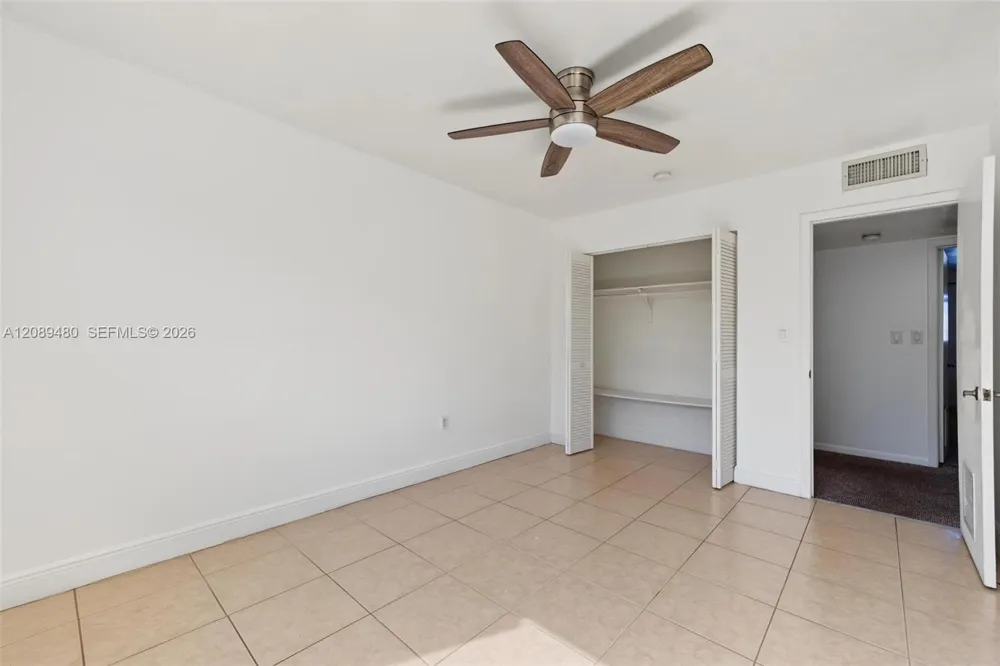 7205 W 3rd Ave Hialeah, FL 33014
